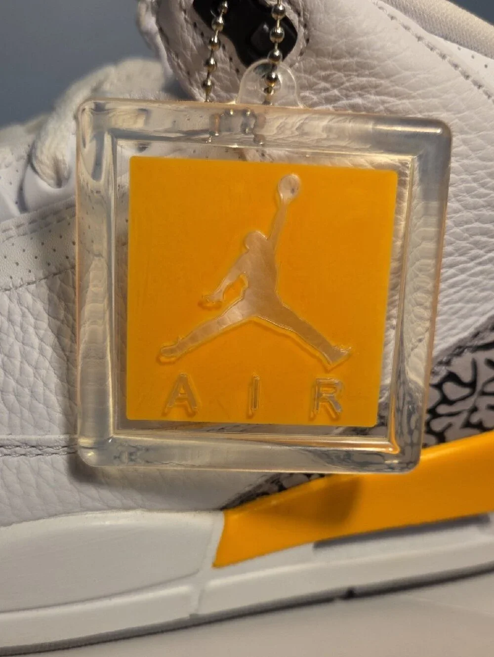 Air Jordan 3 Retro 'Laser Orange' Size 12W/10.5M